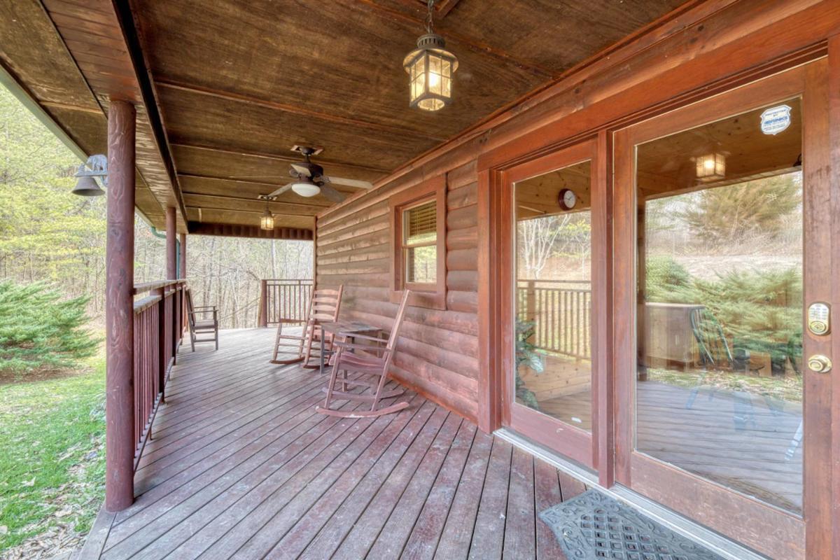 Country Living Villa เซอเวียร์วีล ภายนอก รูปภาพ